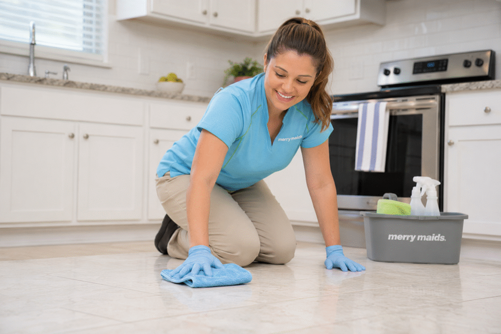 Weekly kitchen and bathroom cleaning